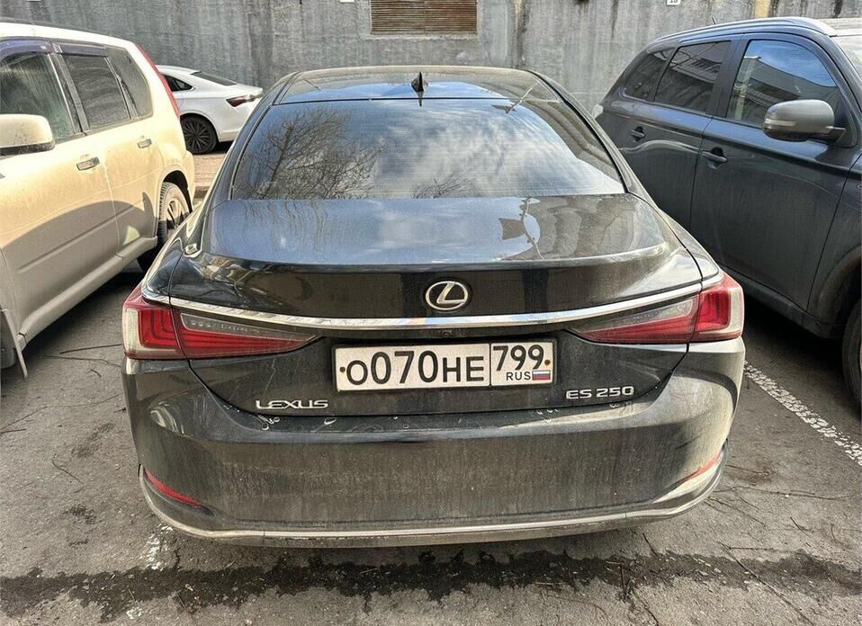 Lexus ES, VII 250 2.5 AT (200 л.с.)