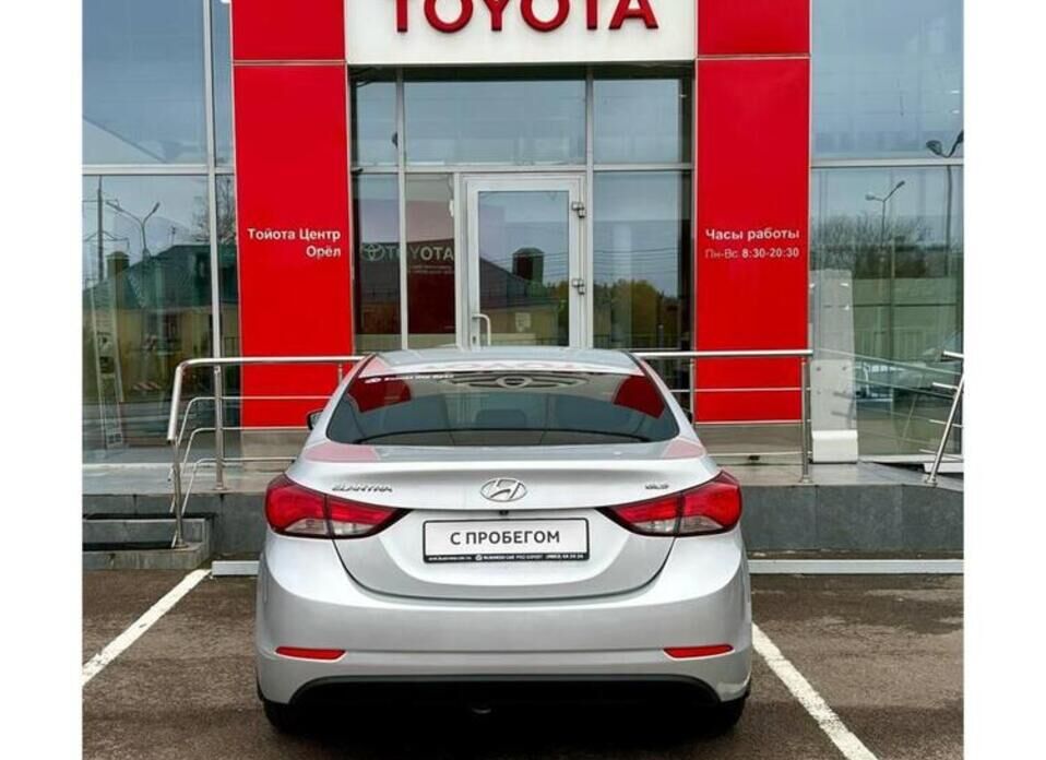 Hyundai Elantra, V (MD) Рестайлинг 1.8 AT (150 л.с.)