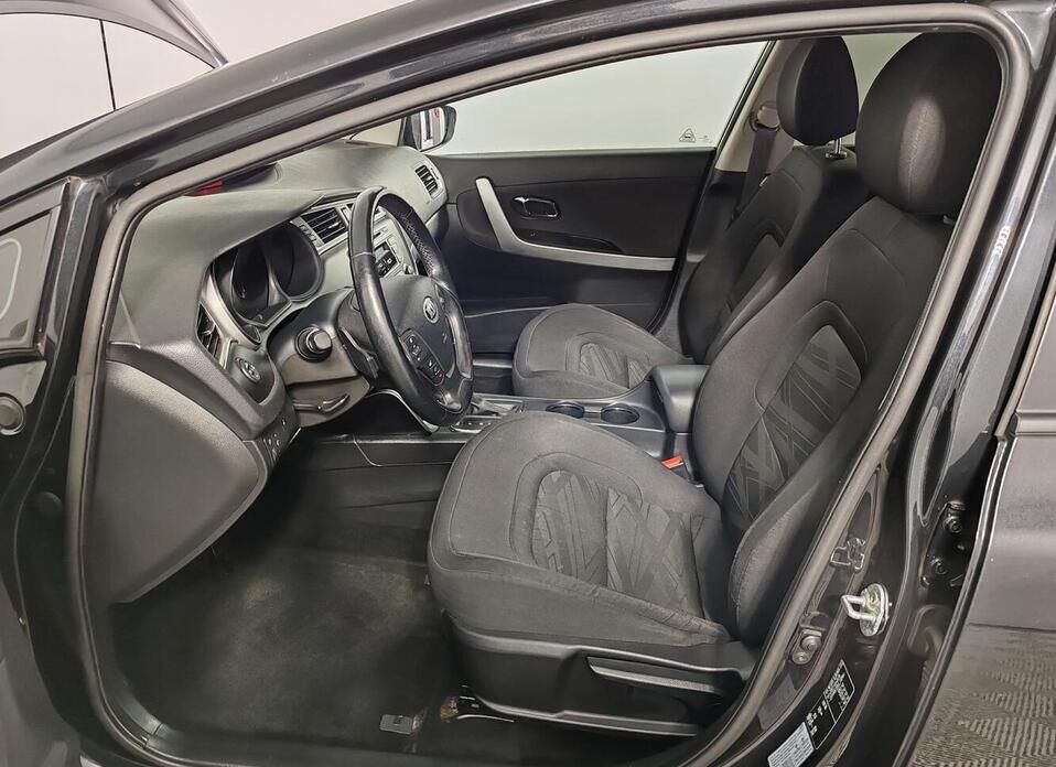 Kia Ceed, II Рестайлинг 1.6 AT (130 л.с.)
