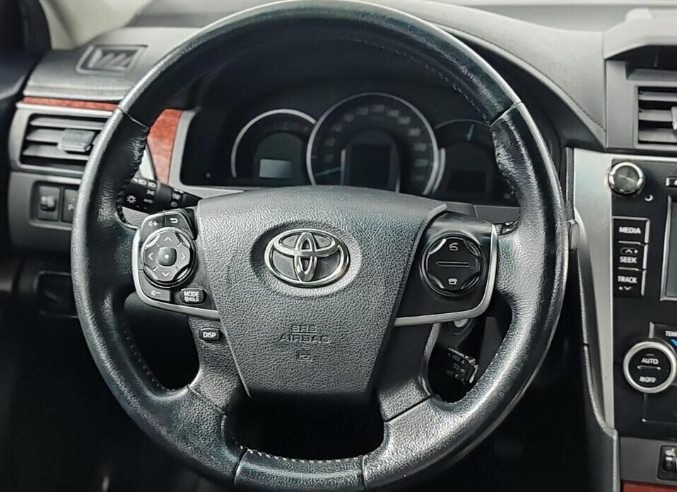 Toyota Camry, VII (XV50) 2.0 AT (148 л.с.)