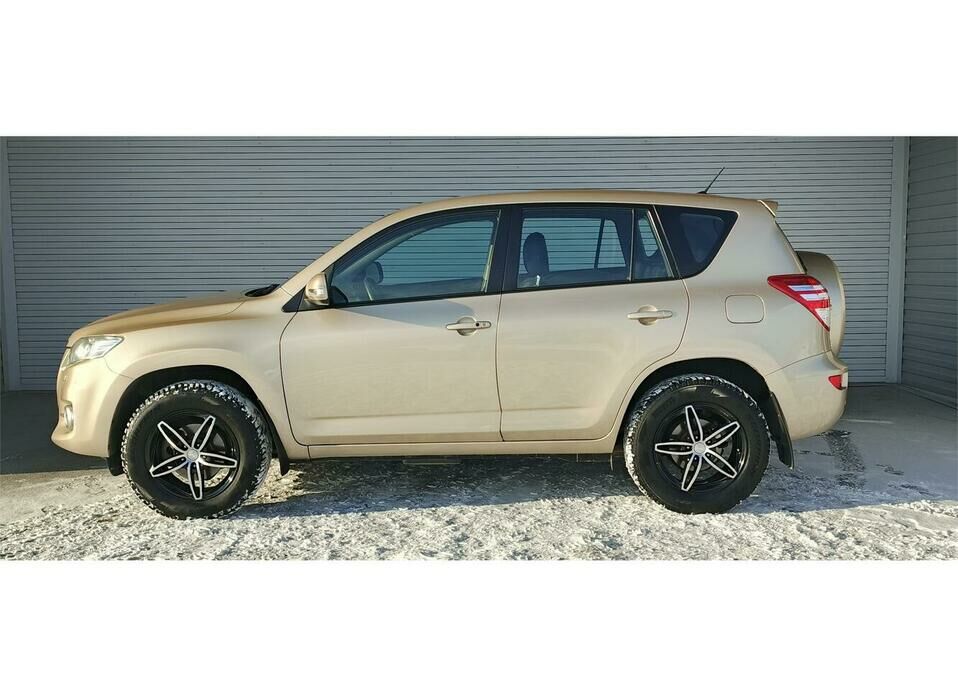 Toyota RAV4 2.0 CVT (148 л.с.) 4WD