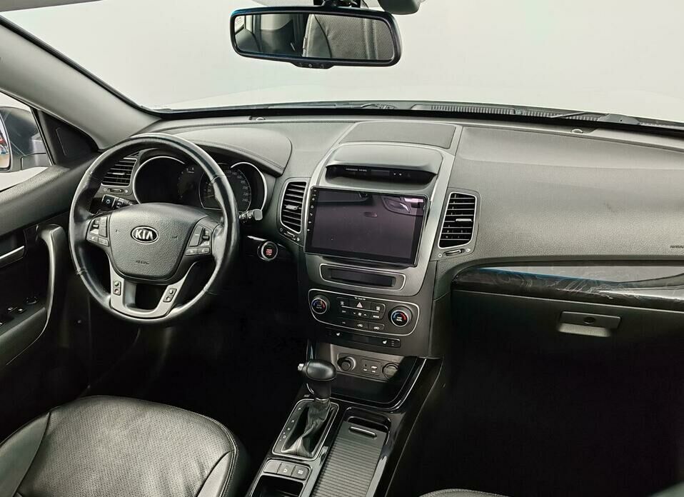 Kia Sorento 2.2d AT (197 л.с.) 4WD