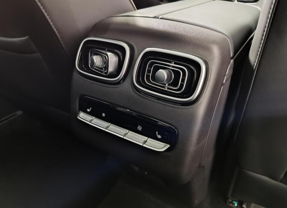 Jaecoo J8 2.0 AMT (249 л.с.) 4WD