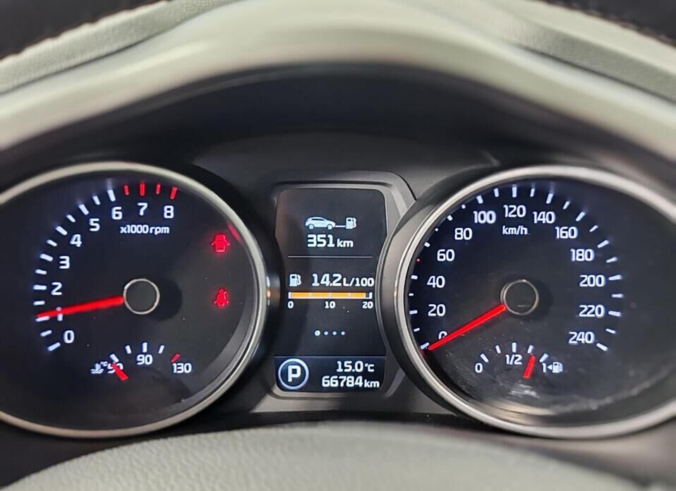 Kia Sportage, III Рестайлинг 2.0 AT (150 л.с.) 4WD