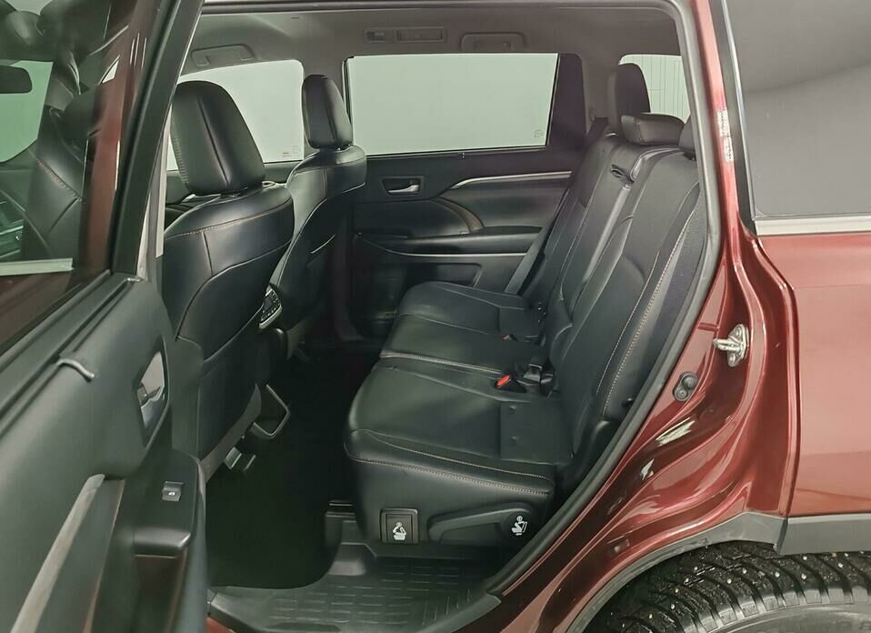 Toyota Highlander 3.5 AT (249 л.с.) 4WD