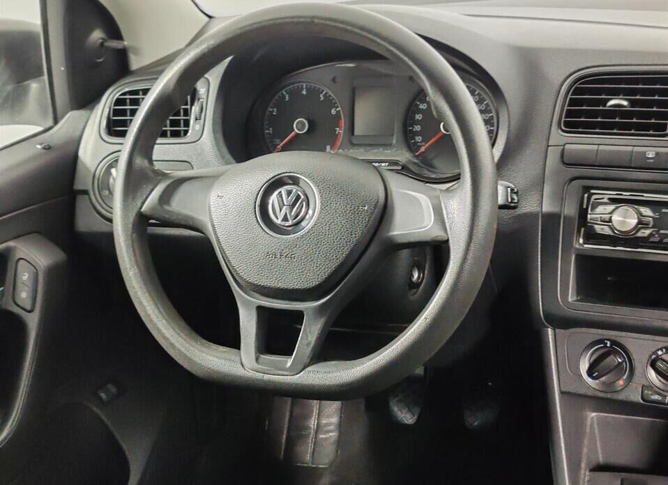 Volkswagen Polo, V Рестайлинг 1.6 MT (110 л.с.)