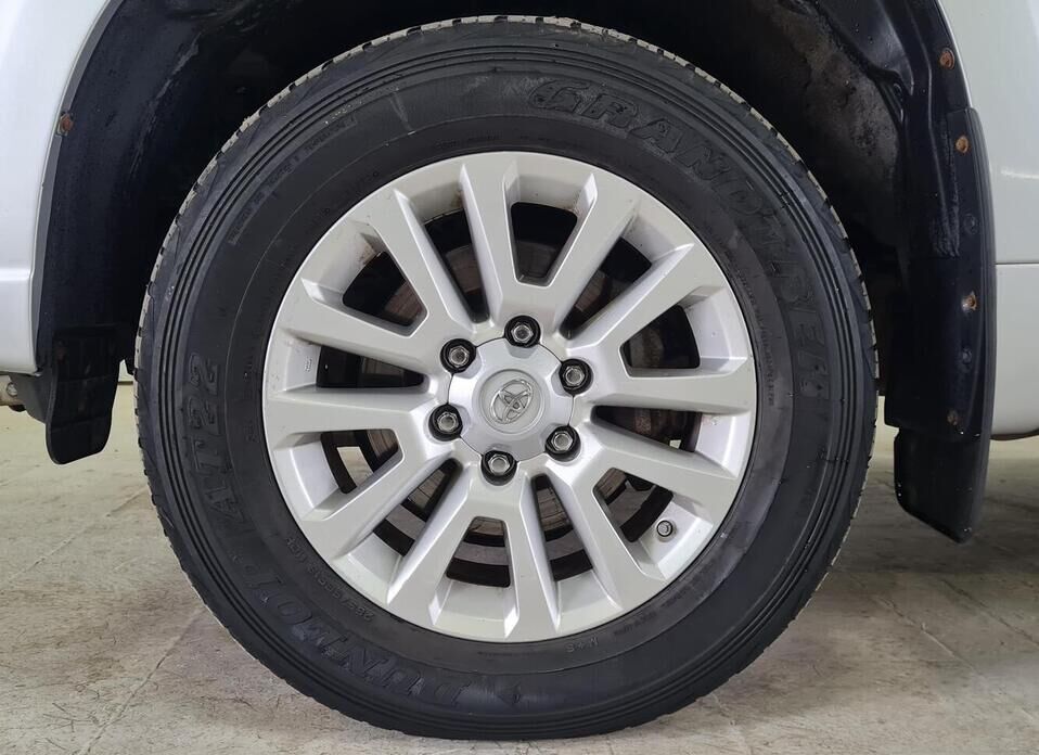 Toyota Land Cruiser Prado, 150 Series Рестайлинг 1 3.0d AT (173 л.с.) 4WD