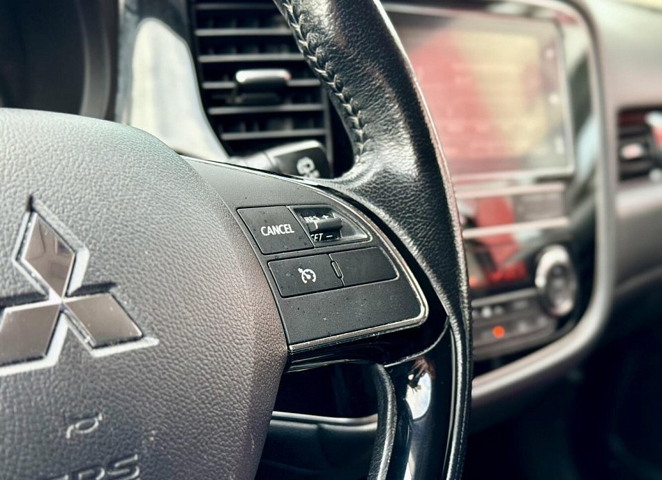 Mitsubishi Outlander, III Рестайлинг 3 2.0 CVT (146 л.с.) 4WD