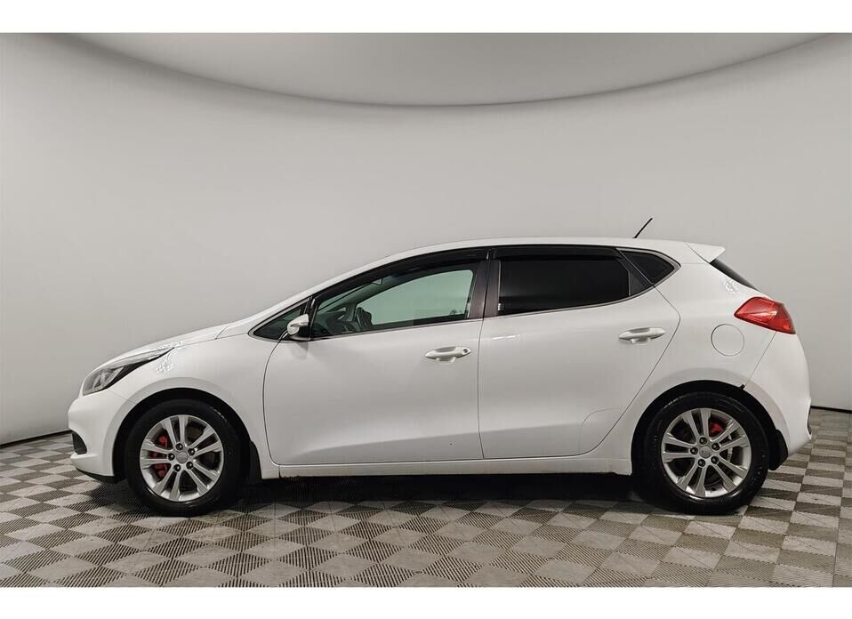 Kia Ceed, II 1.6 AT (129 л.с.)