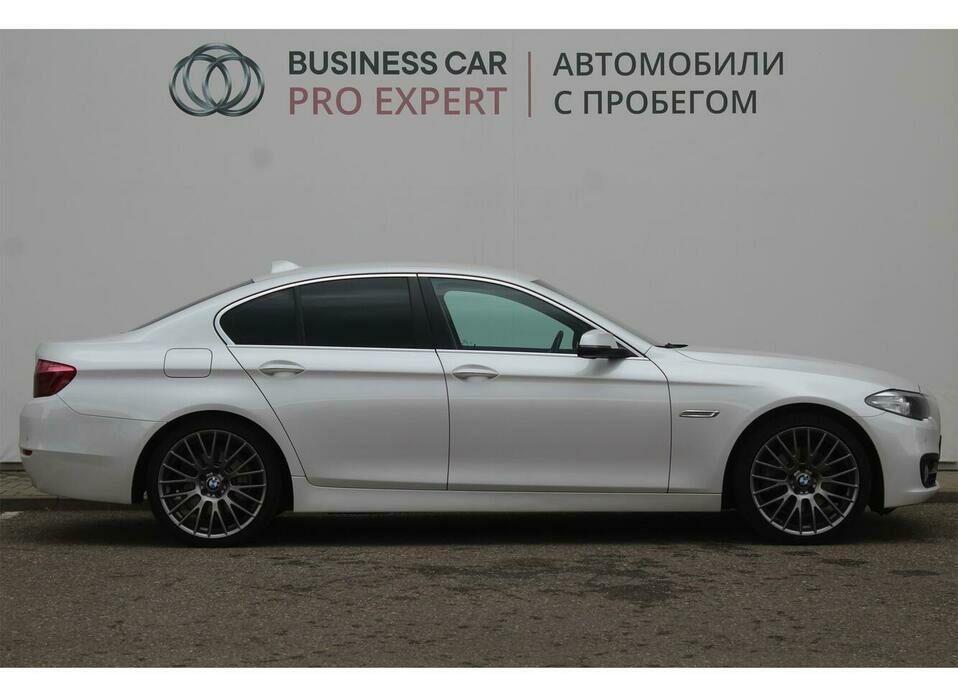 BMW 5 серии 520i 2.0 AT (184 л.с.)