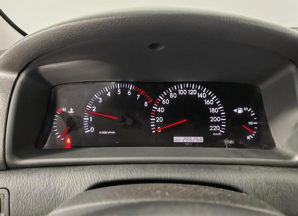 Toyota Corolla, IX (E120, E130) Рестайлинг 1.6 AT (110 л.с.)