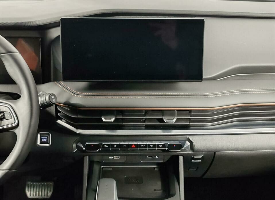 Geely Okavango 2.0 AMT (200 л.с.)