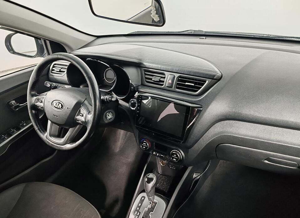 Kia Rio, III 4-speed 1.6 AT (123 л.с.)