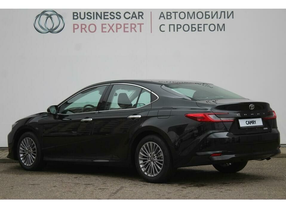 Toyota Camry 2.0 CVT (173 л.с.)