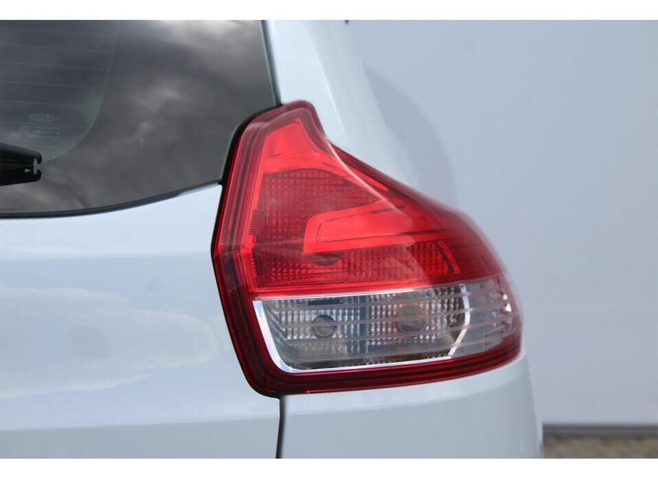LADA (ВАЗ) XRAY 1.6 AMT (106 л.с.)