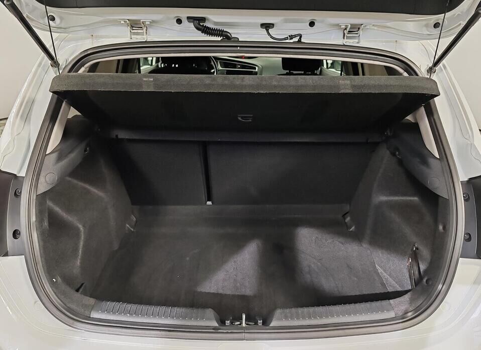 Kia Ceed 1.6 AT (130 л.с.)