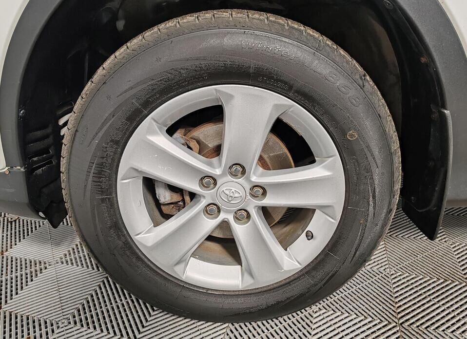 Toyota RAV4, IV (CA40) 2.0 CVT (146 л.с.) 4WD