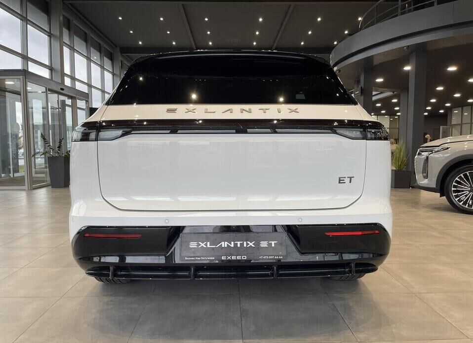 EXEED Exlantix ET 1.5hyb AT (469 л.с.) 4WD