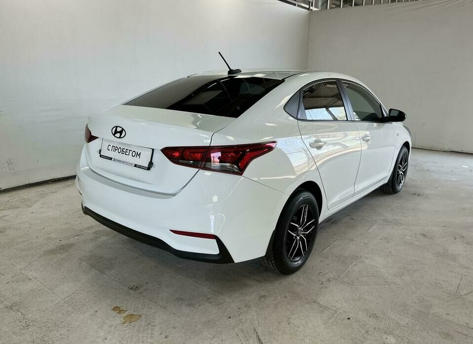 Hyundai Solaris 1.6 AT (123 л.с.)