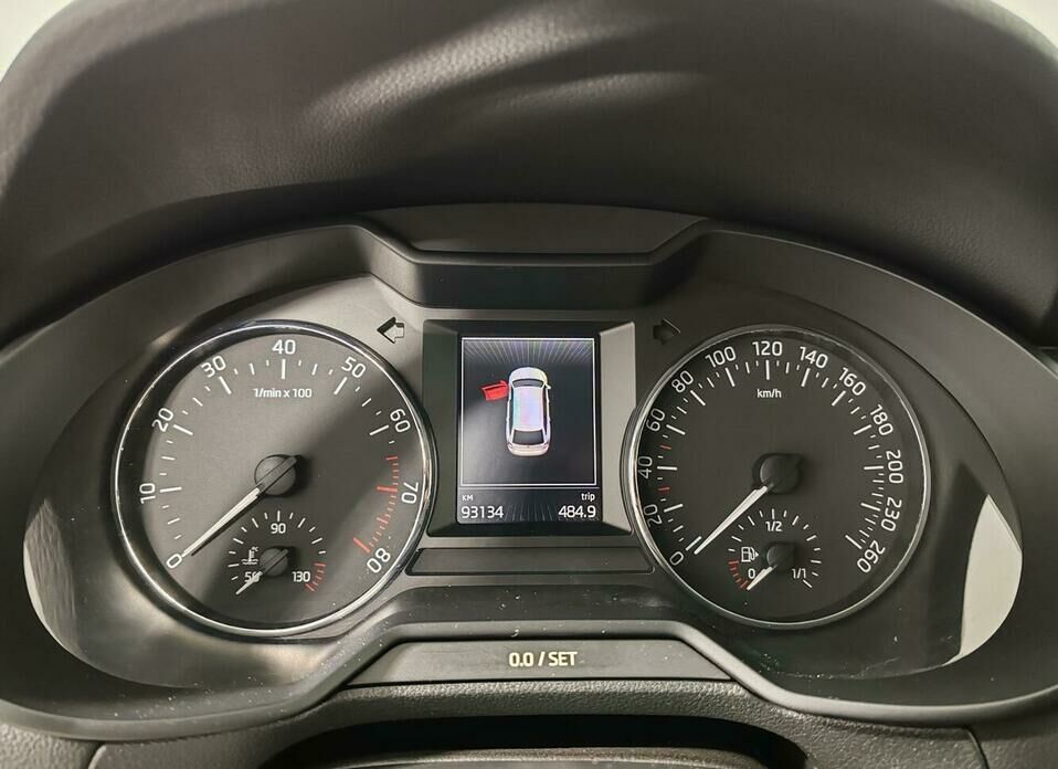 Skoda Octavia 1.6 AT (110 л.с.)