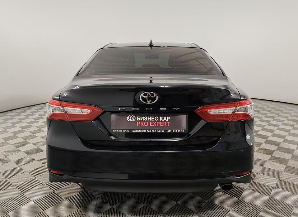 Toyota Camry, VIII (XV70) 2.5 AT (181 л.с.)