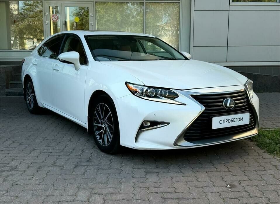 Lexus ES 250 2.5 AT (184 л.с.)