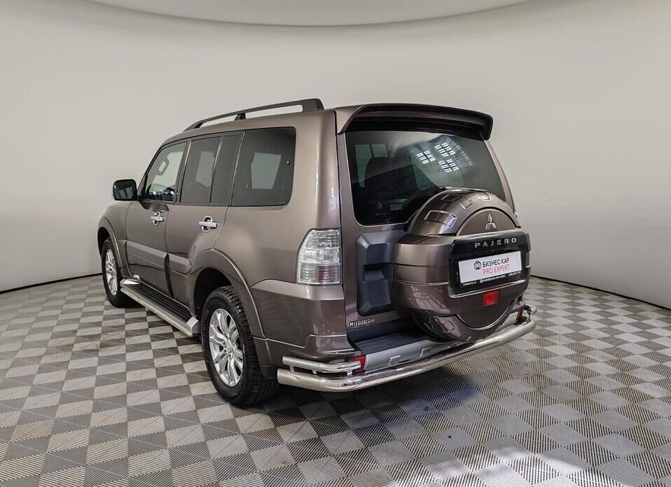 Mitsubishi Pajero 3.0 AT (178 л.с.) 4WD