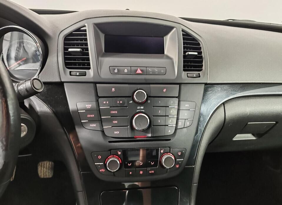 Opel Insignia, I 1.6 MT (180 л.с.)
