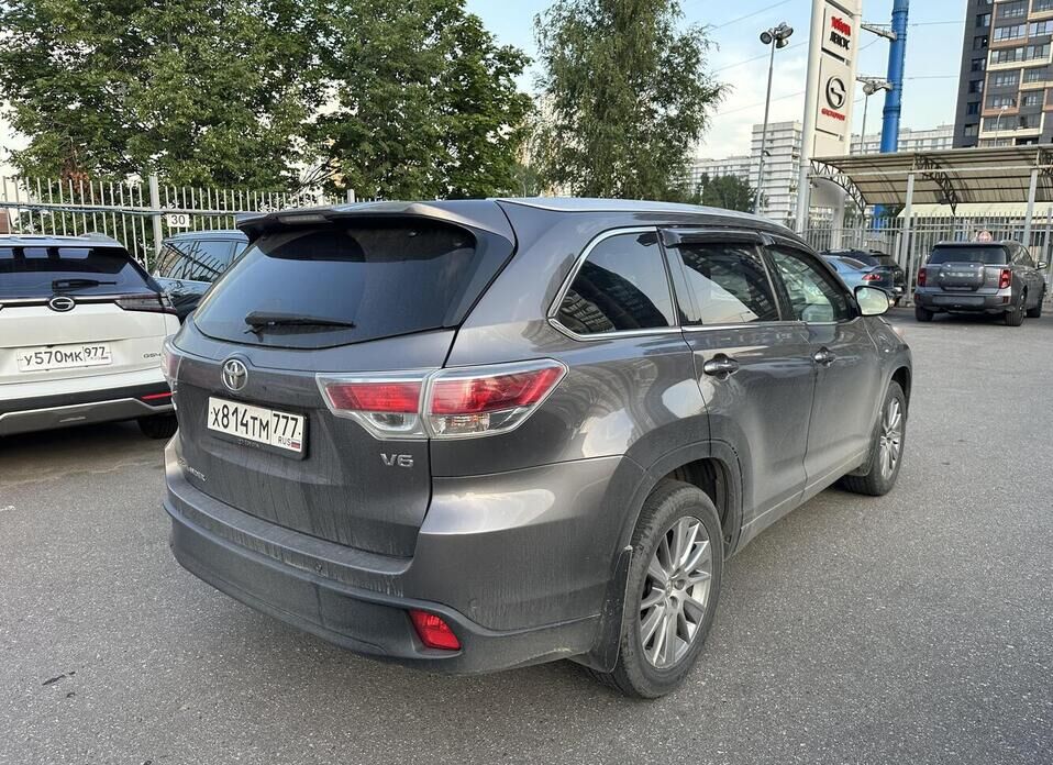 Toyota Highlander 3.5 AT (249 л.с.) 4WD