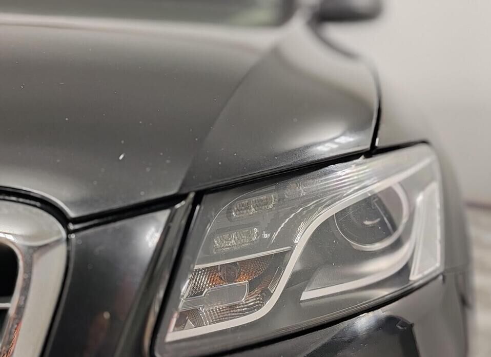 Audi Q5, I (8R) 2.0 AMT (211 л.с.) 4WD