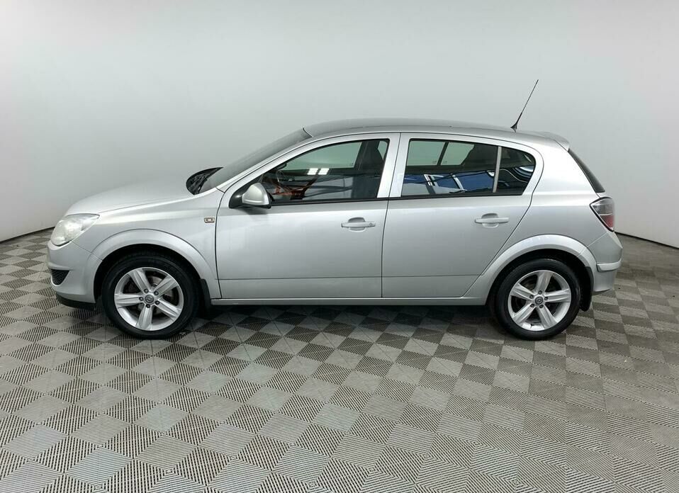 Opel Astra 1.8 MT (140 л.с.)