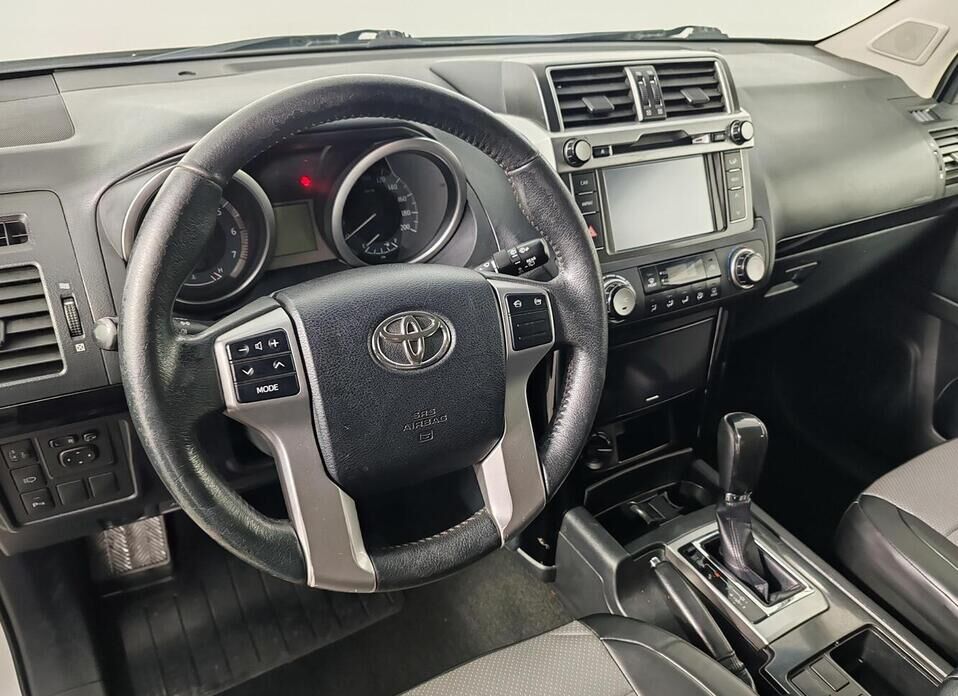 Toyota Land Cruiser Prado, 150 Series Рестайлинг 1 2.7 AT (163 л.с.) 4WD