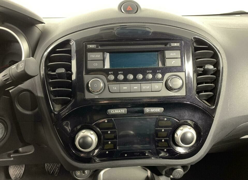 Nissan Juke 1.6 MT (117 л.с.)