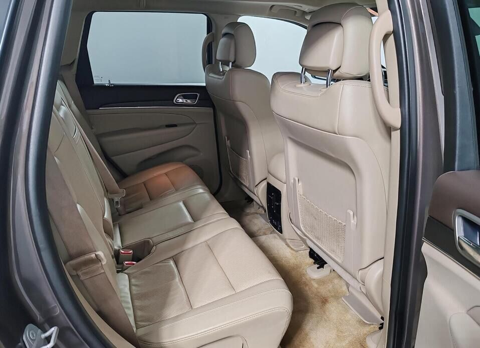 Jeep Grand Cherokee, IV (WK2) Рестайлинг 3.6 AT (286 л.с.) 4WD