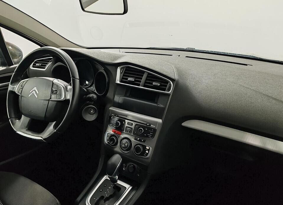 Citroen C4, II 1.6 AT (120 л.с.)