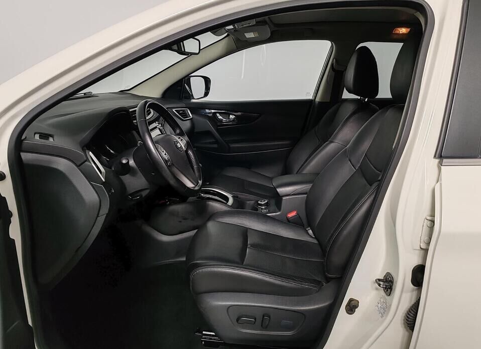 Nissan Qashqai, II 2.0 CVT (144 л.с.) 4WD