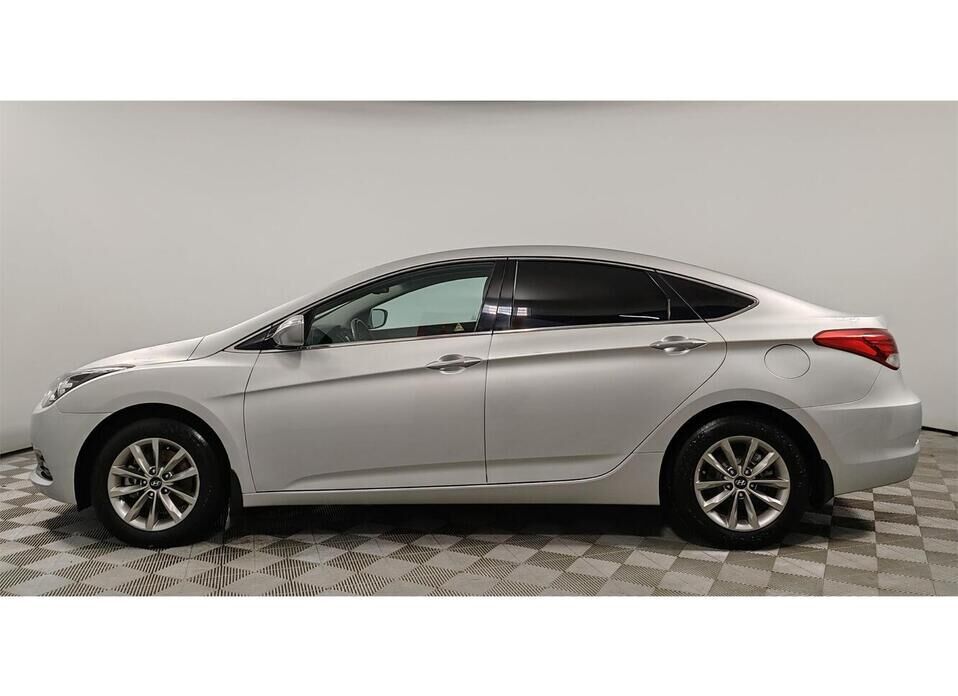 Hyundai i40, I Рестайлинг 2.0 MT (150 л.с.)