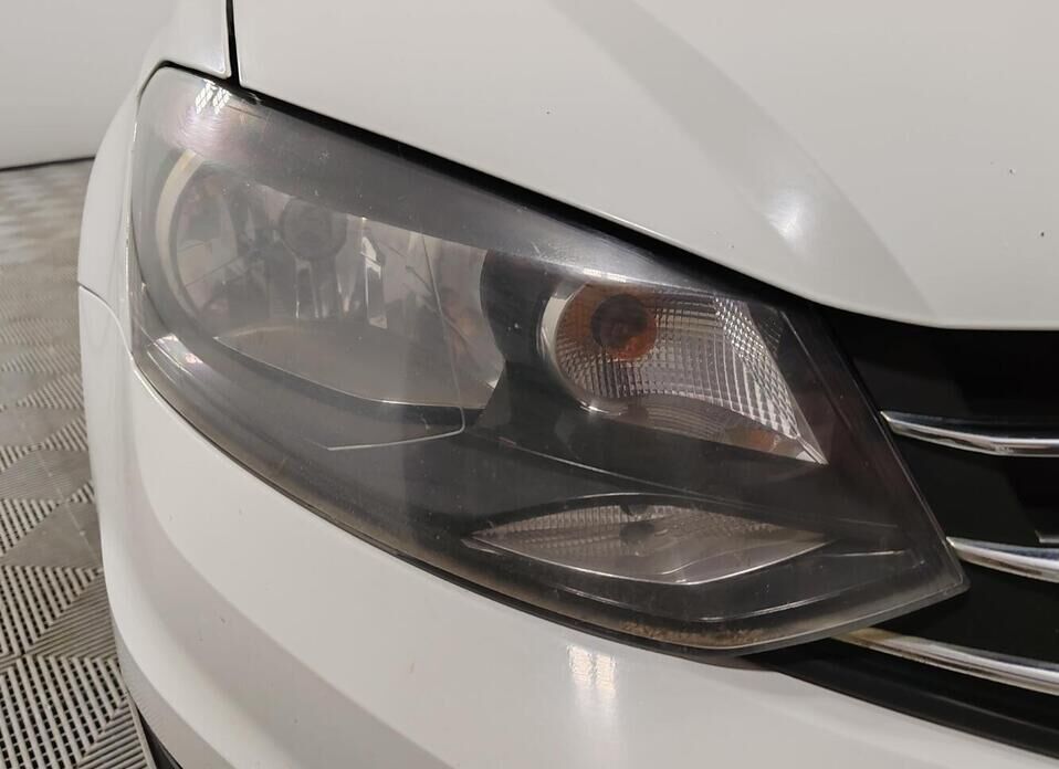 Volkswagen Polo, V Рестайлинг 1.6 MT (110 л.с.)