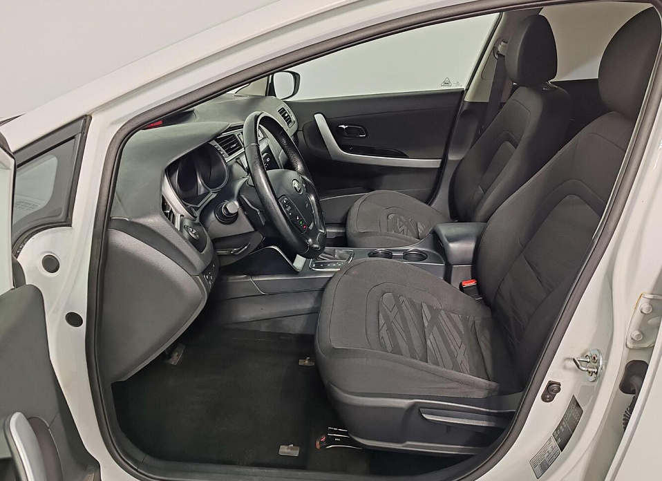 Kia Ceed, II Рестайлинг 1.6 AT (130 л.с.)