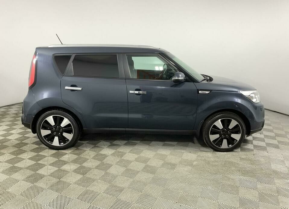 Kia Soul 1.6 AT (132 л.с.)