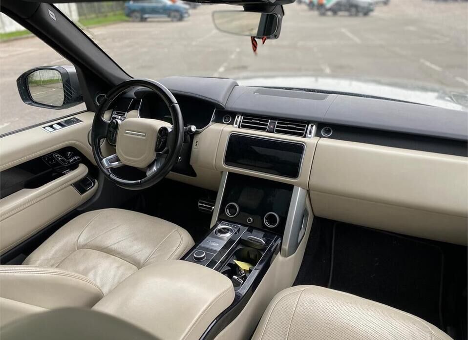 Land Rover Range Rover 3.0d AT (249 л.с.) 4WD