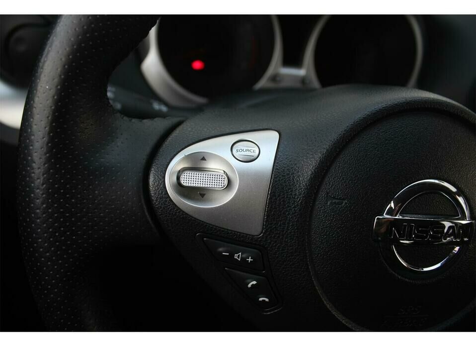 Nissan Juke 1.6 CVT (117 л.с.)