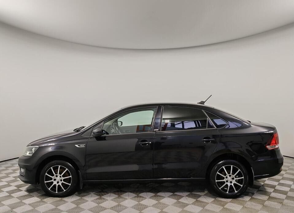 Volkswagen Polo, V Рестайлинг 1.6 AT (110 л.с.)