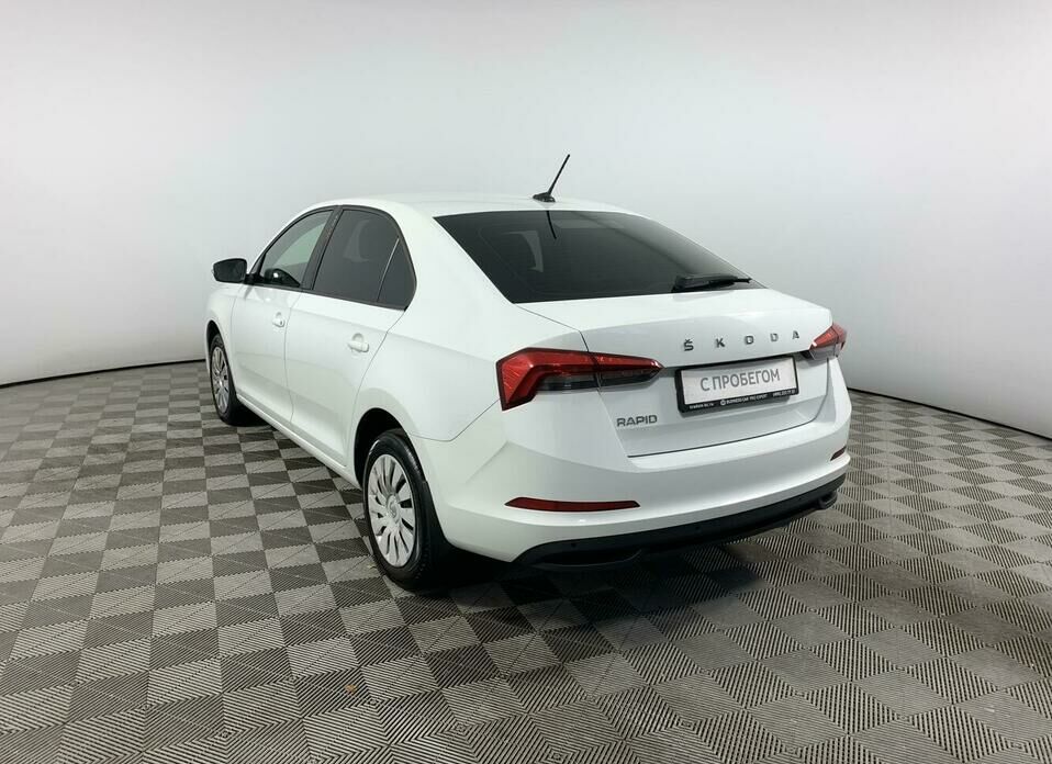 Skoda Rapid 1.6 AT (110 л.с.)