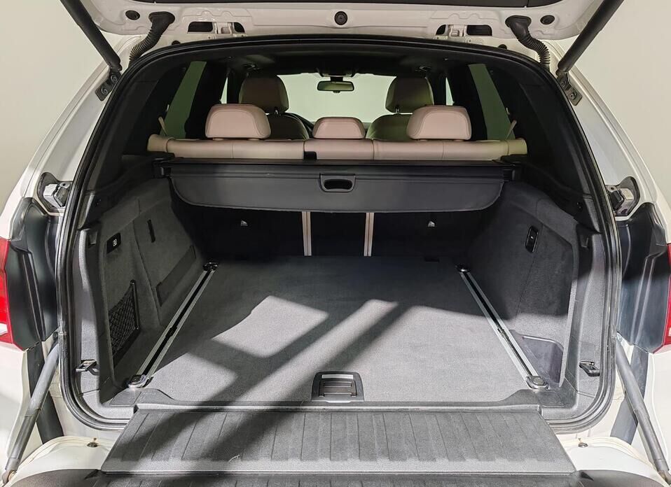 BMW X5, III (F15) 35i 3.0 AT (306 л.с.) 4WD