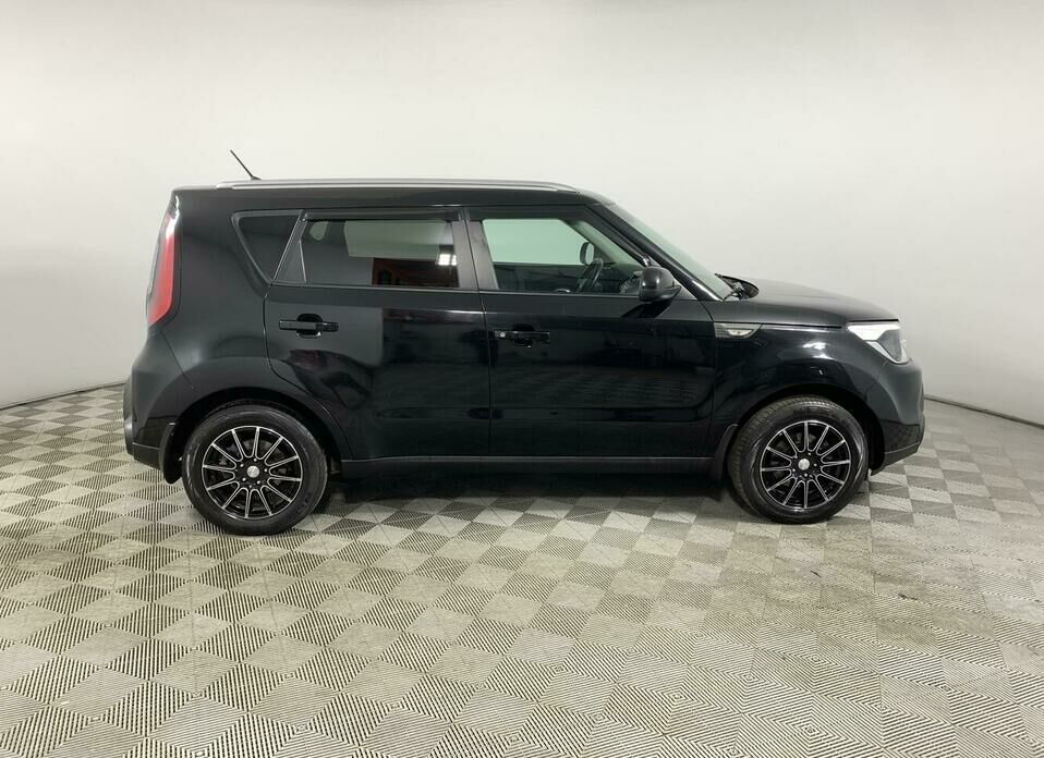 Kia Soul 1.6 AT (124 л.с.)