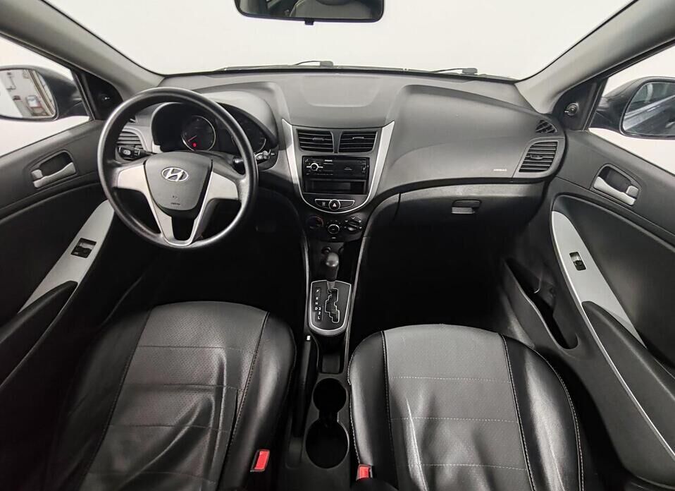 Hyundai Solaris, I 1.6 AT (123 л.с.)