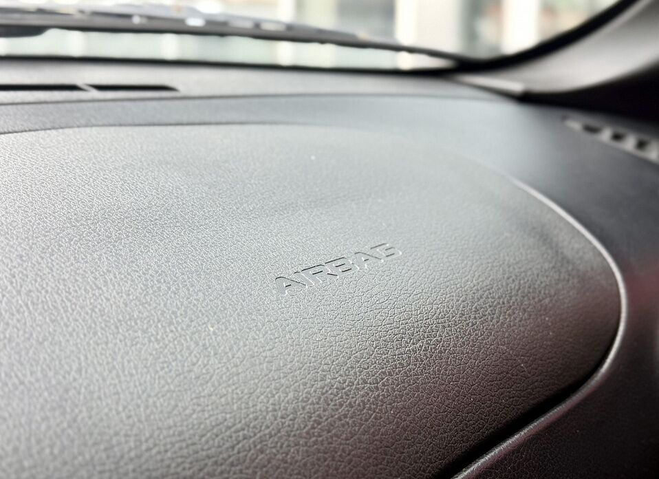 LADA (ВАЗ) Niva Travel, I 1.7 MT (80 л.с.) 4WD