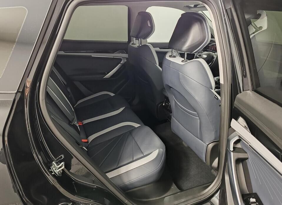 Geely Atlas 2.0 AT (200 л.с.) 4WD