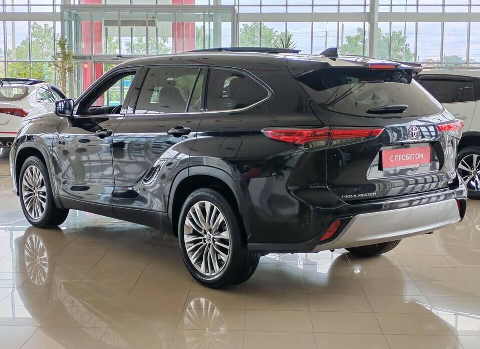 Toyota Highlander 2.0 AT (248 л.с.) 4WD